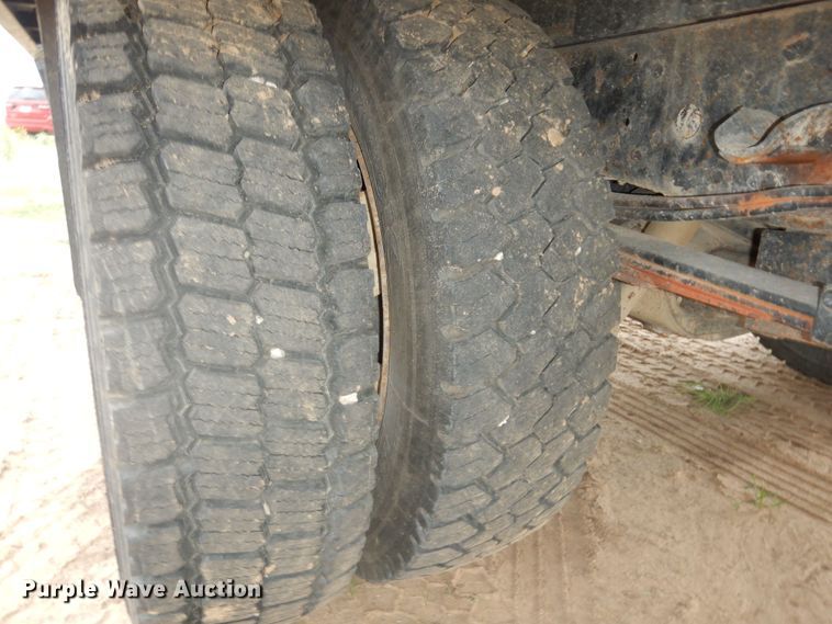 image for item DM3151 2008 GMC W4500  flatbed truck