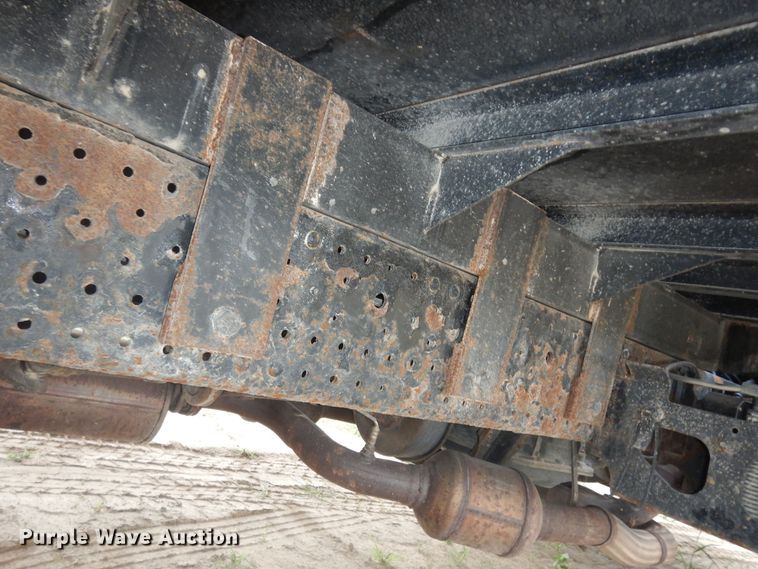 image for item DM3151 2008 GMC W4500  flatbed truck