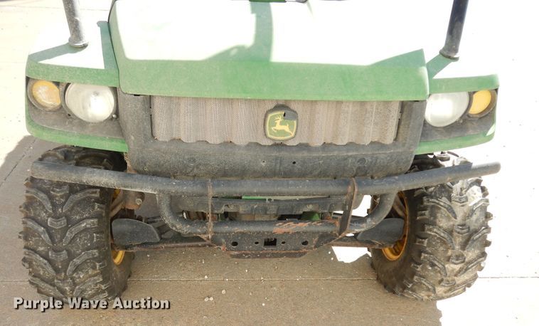 image for item DM3180 2005 John Deere Gator HPX  utility vehicle