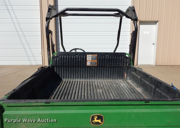 image for item DM3180 2005 John Deere Gator HPX  utility vehicle