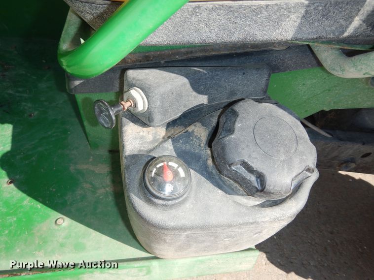 image for item DM3180 2005 John Deere Gator HPX  utility vehicle