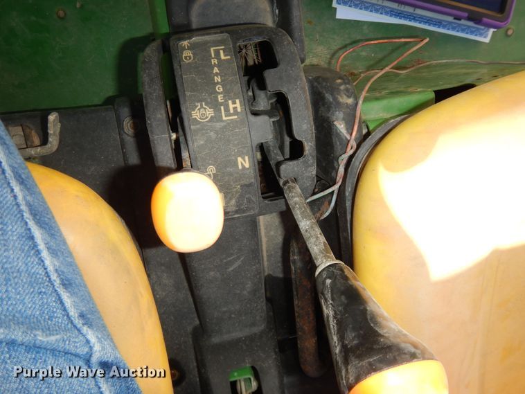 image for item DM3180 2005 John Deere Gator HPX  utility vehicle