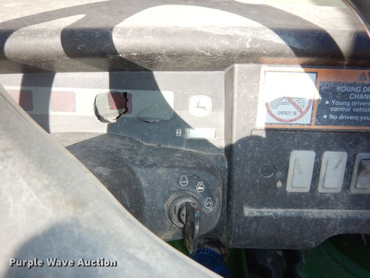 image for item DM3180 2005 John Deere Gator HPX  utility vehicle