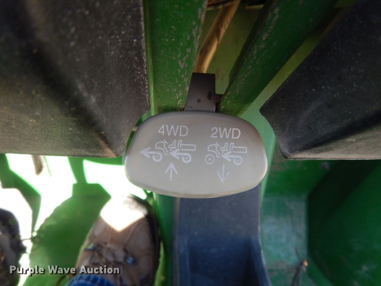 image for item DM3180 2005 John Deere Gator HPX  utility vehicle