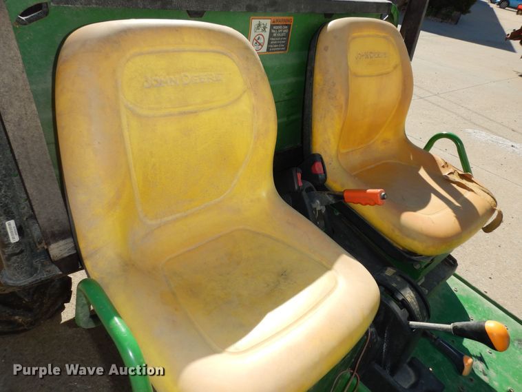 image for item DM3180 2005 John Deere Gator HPX  utility vehicle