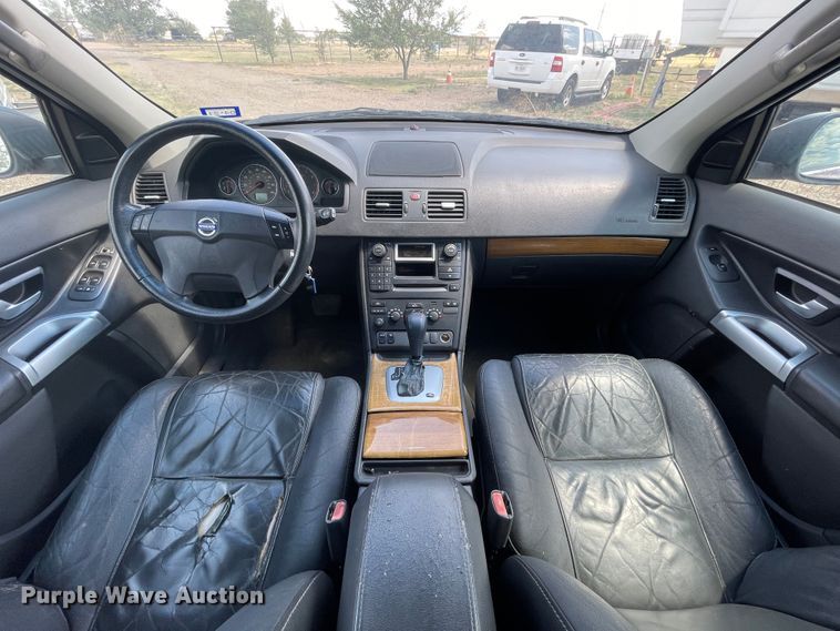 image for item DN5107 2004 Volvo XC90  SUV