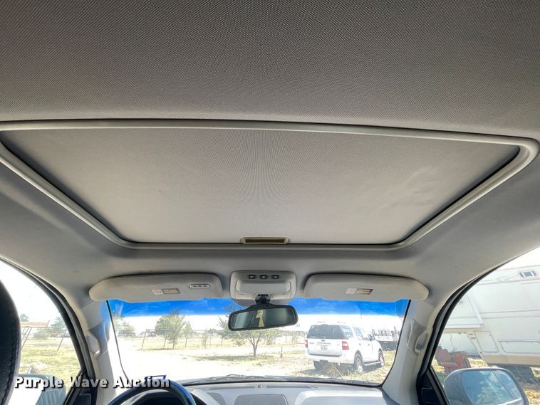 image for item DN5107 2004 Volvo XC90  SUV