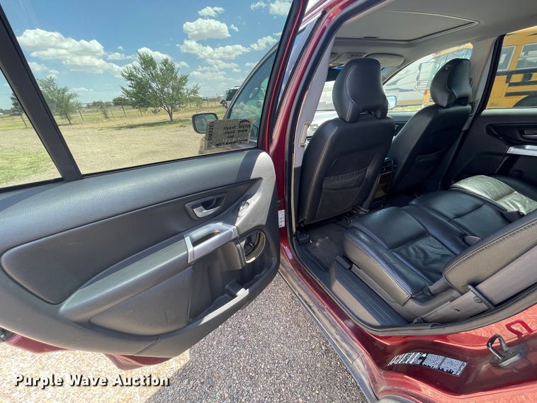 image for item DN5107 2004 Volvo XC90  SUV