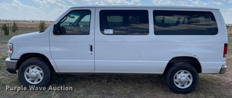 image for item DN5108 2008 Ford E350 Super Duty XLT  van