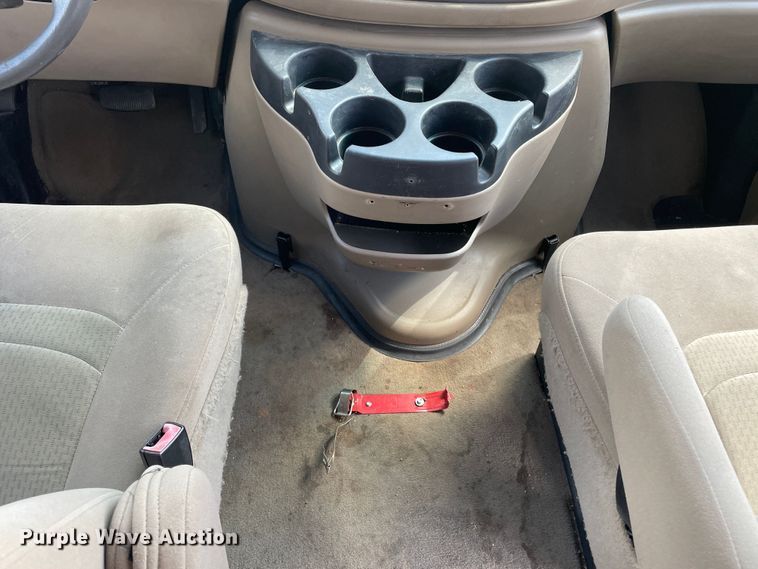 image for item DN5108 2008 Ford E350 Super Duty XLT  van
