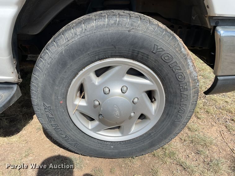 image for item DN5108 2008 Ford E350 Super Duty XLT  van