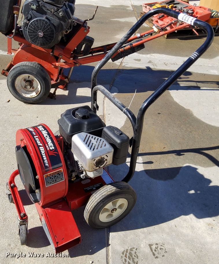 image for item DN6859 Yard Machines  leaf blower