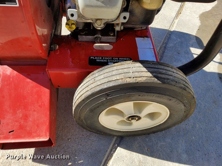 image for item DN6859 Yard Machines  leaf blower