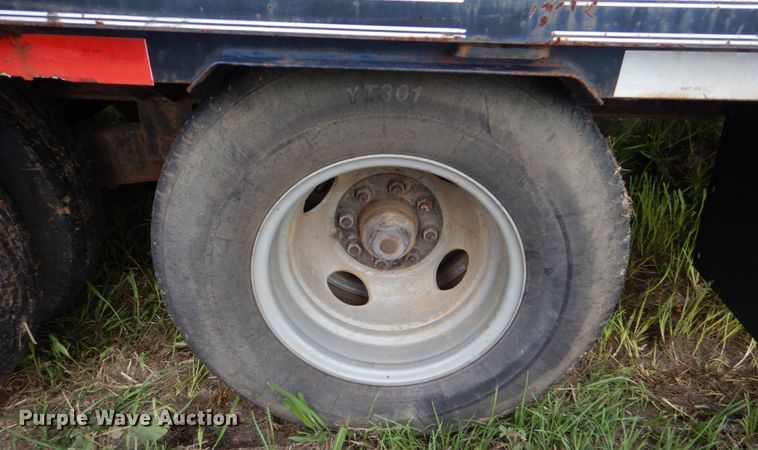 image for item DO1551 2014 Legend  equipment trailer