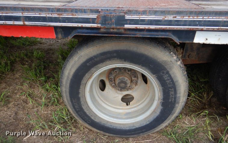 image for item DO1551 2014 Legend  equipment trailer