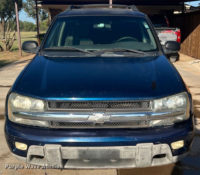 image for item DO8734 2003 Chevrolet TrailBlazer  SUV