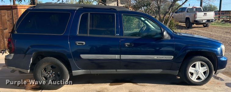 image for item DO8734 2003 Chevrolet TrailBlazer  SUV