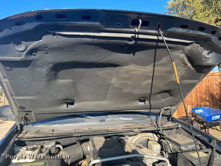 image for item DO8734 2003 Chevrolet TrailBlazer  SUV