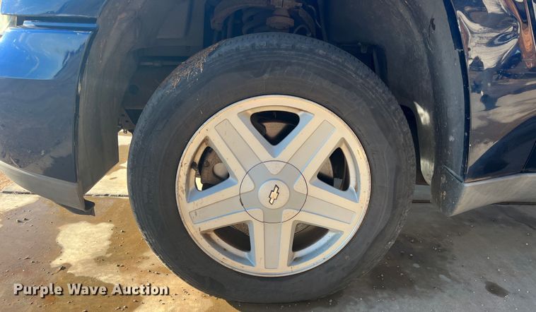 image for item DO8734 2003 Chevrolet TrailBlazer  SUV