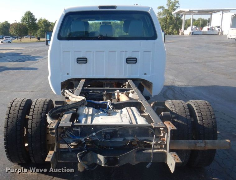 image for item DP0323 2015 Ford F450 Super Duty  Crew Cab truck cab and chassis