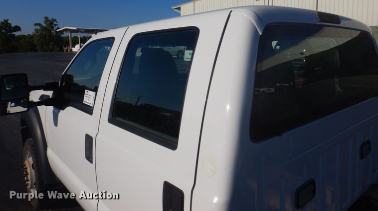 image for item DP0323 2015 Ford F450 Super Duty  Crew Cab truck cab and chassis