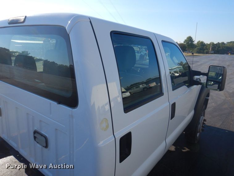 image for item DP0323 2015 Ford F450 Super Duty  Crew Cab truck cab and chassis