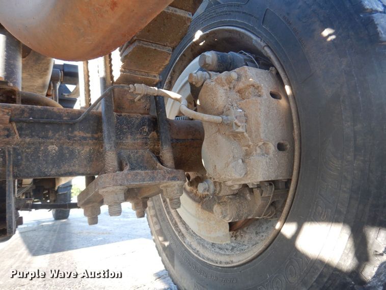 image for item DP0323 2015 Ford F450 Super Duty  Crew Cab truck cab and chassis