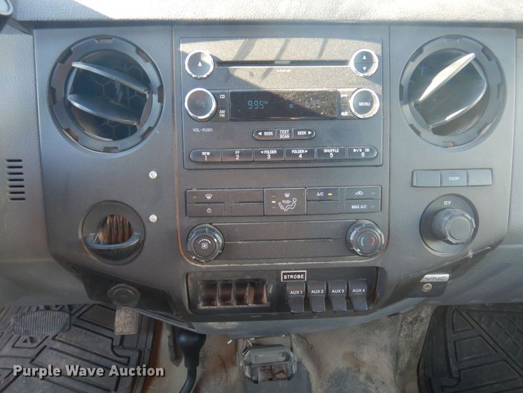 image for item DP0323 2015 Ford F450 Super Duty  Crew Cab truck cab and chassis