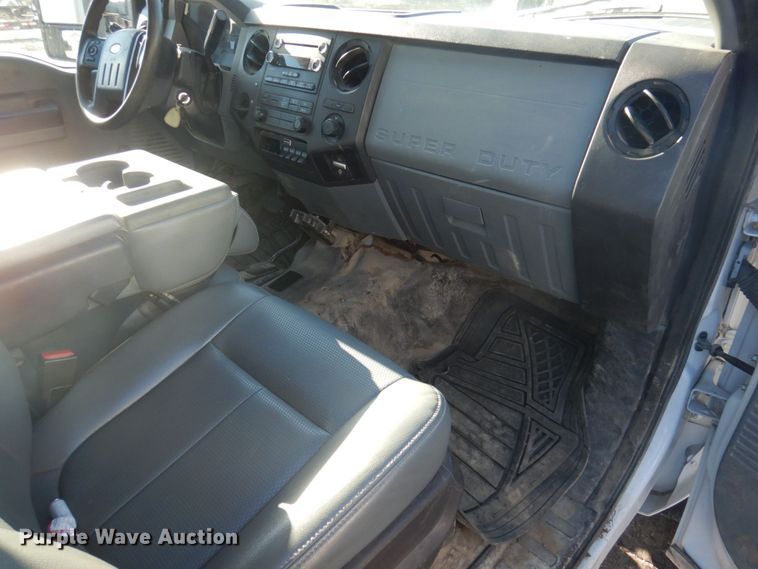 image for item DP0323 2015 Ford F450 Super Duty  Crew Cab truck cab and chassis