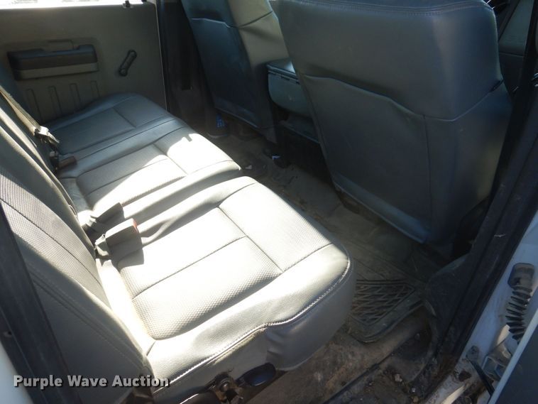 image for item DP0323 2015 Ford F450 Super Duty  Crew Cab truck cab and chassis