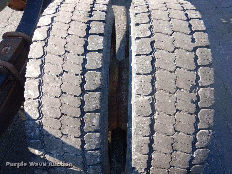 image for item DP0323 2015 Ford F450 Super Duty  Crew Cab truck cab and chassis