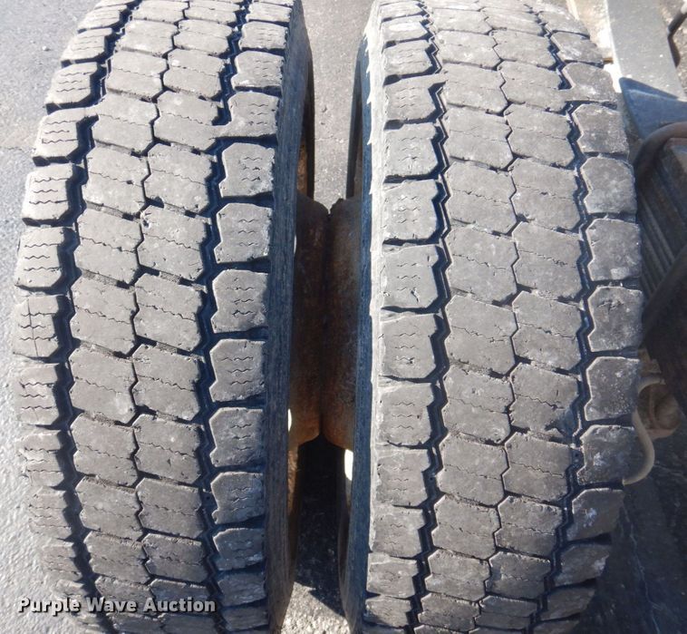 image for item DP0323 2015 Ford F450 Super Duty  Crew Cab truck cab and chassis