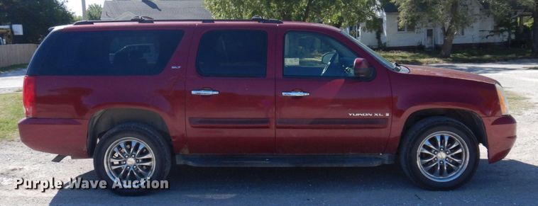 image for item DP0335 2007 GMC Yukon XL  SUV