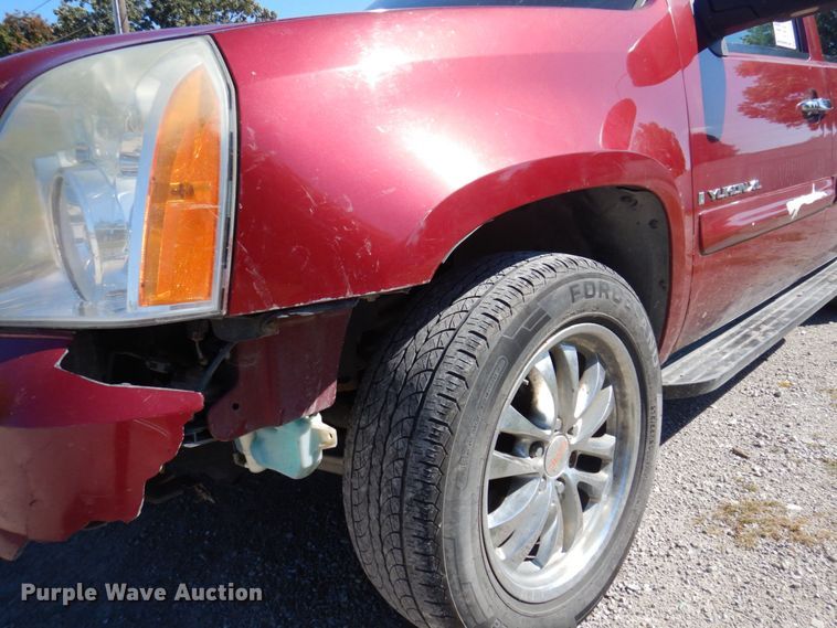 image for item DP0335 2007 GMC Yukon XL  SUV