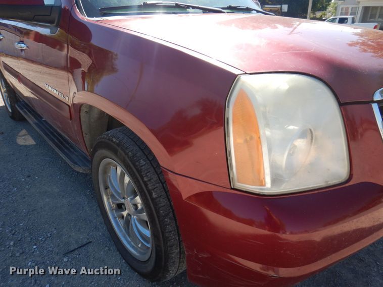 image for item DP0335 2007 GMC Yukon XL  SUV