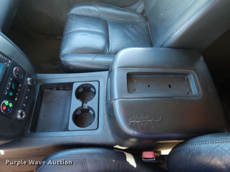 image for item DP0335 2007 GMC Yukon XL  SUV