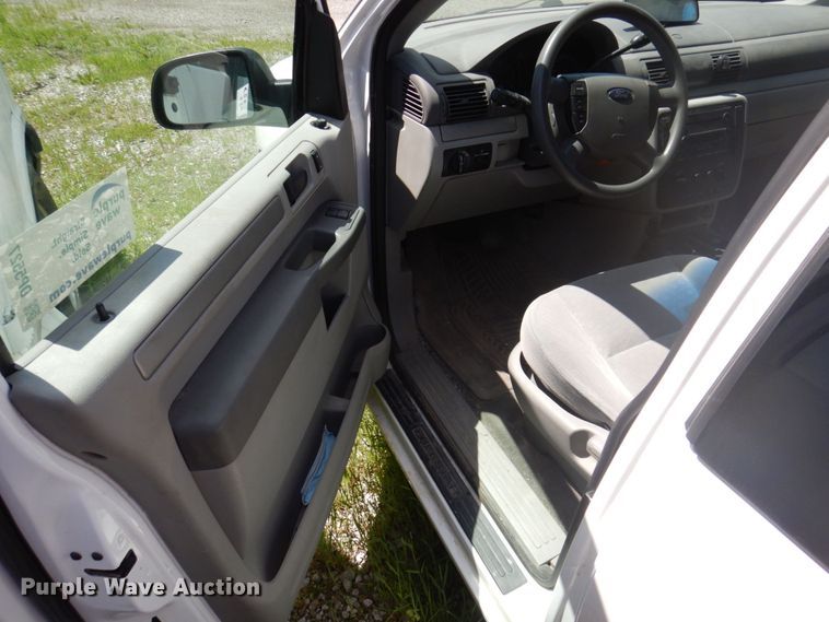 image for item DP5527 2006 Ford Freestar SE  van