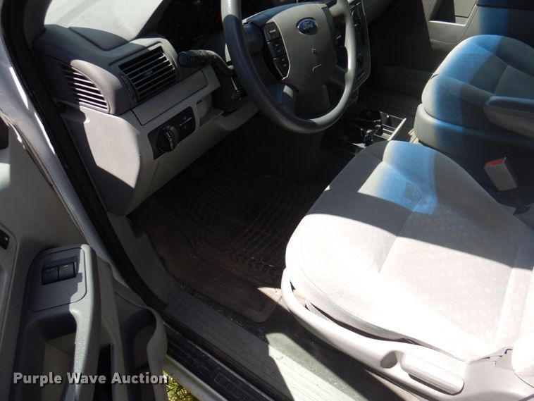 image for item DP5527 2006 Ford Freestar SE  van