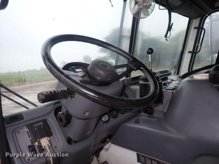 image for item DQ2948 2005 Freightliner Condor  refuse truck