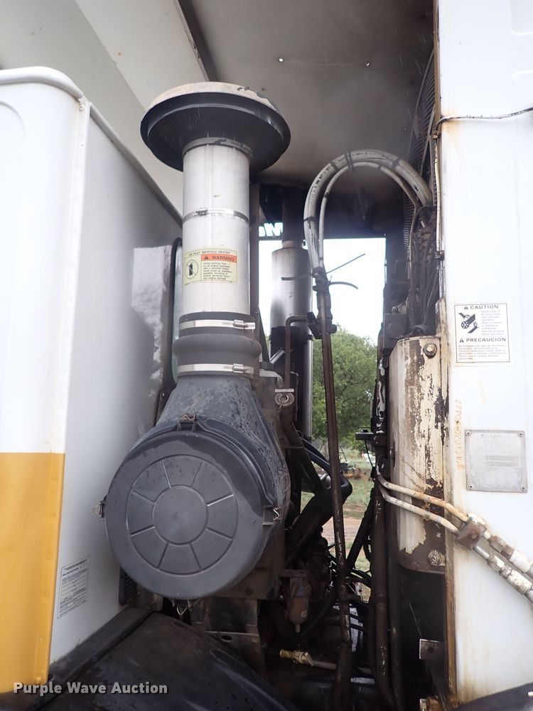 image for item DQ2948 2005 Freightliner Condor  refuse truck