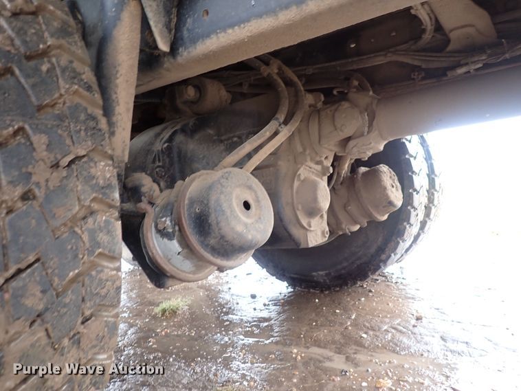 image for item DQ2948 2005 Freightliner Condor  refuse truck