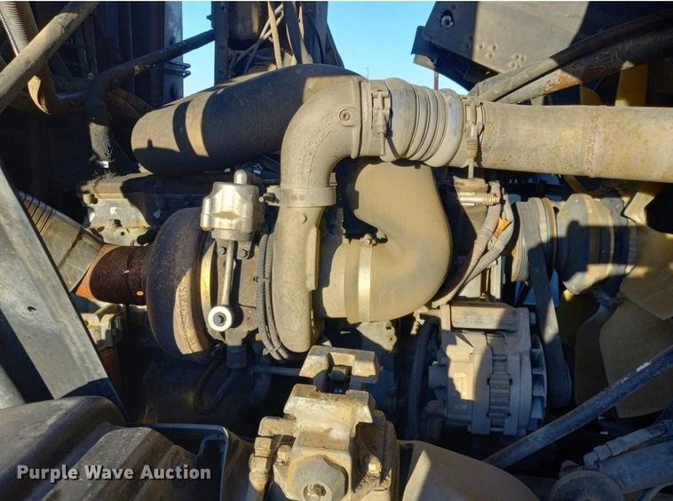 image for item DQ2948 2005 Freightliner Condor  refuse truck