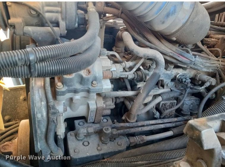 image for item DQ2948 2005 Freightliner Condor  refuse truck