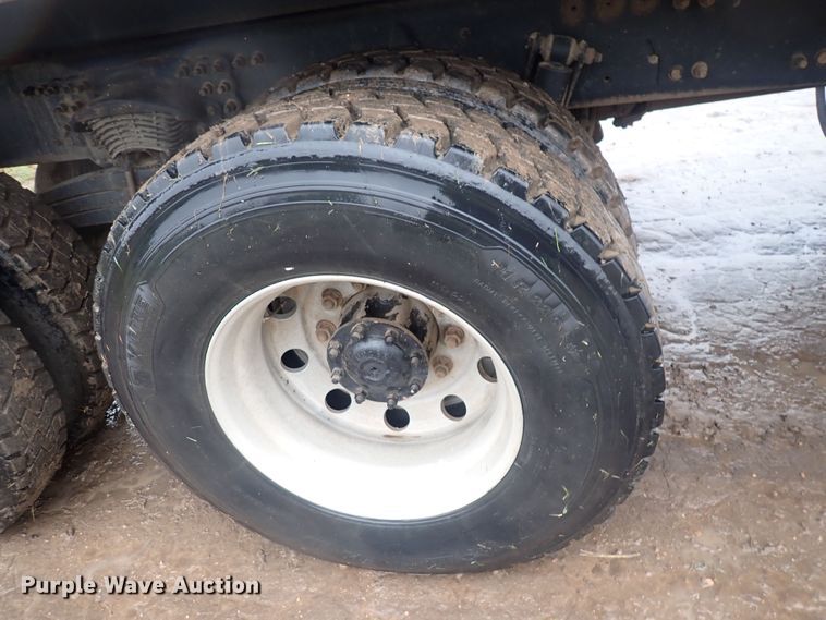 image for item DQ2948 2005 Freightliner Condor  refuse truck