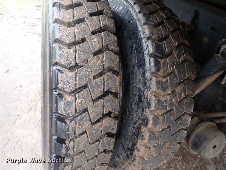 image for item DQ2948 2005 Freightliner Condor  refuse truck