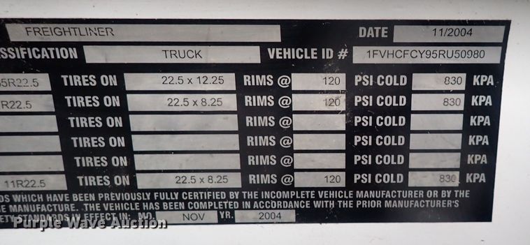 image for item DQ2948 2005 Freightliner Condor  refuse truck