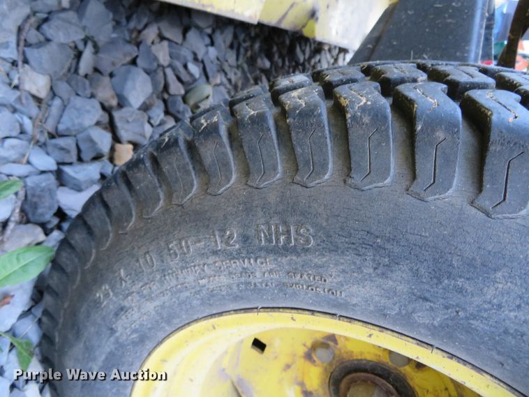 image for item DR0124 (2) lawn mowers