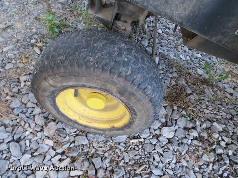 image for item DR0124 (2) lawn mowers