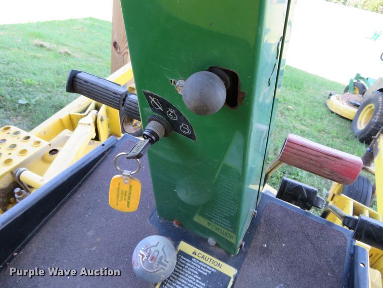 image for item DR0124 (2) lawn mowers