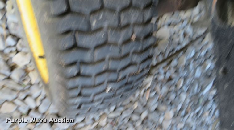 image for item DR0124 (2) lawn mowers